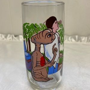 1982 E.T. The Extra-Terrestrial Glass Tumblers By aafes "E.T. Phone Home"